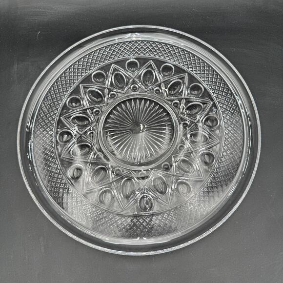 Vintage Platter 16" Cape Cod by Imperial Glass Ohio Glassware - Picture 2 of 7
